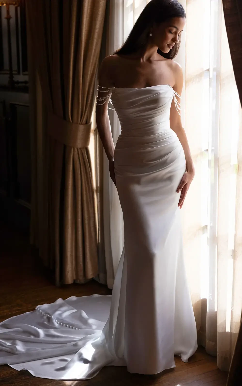 Essense of Australia D4607 Wedding Dress