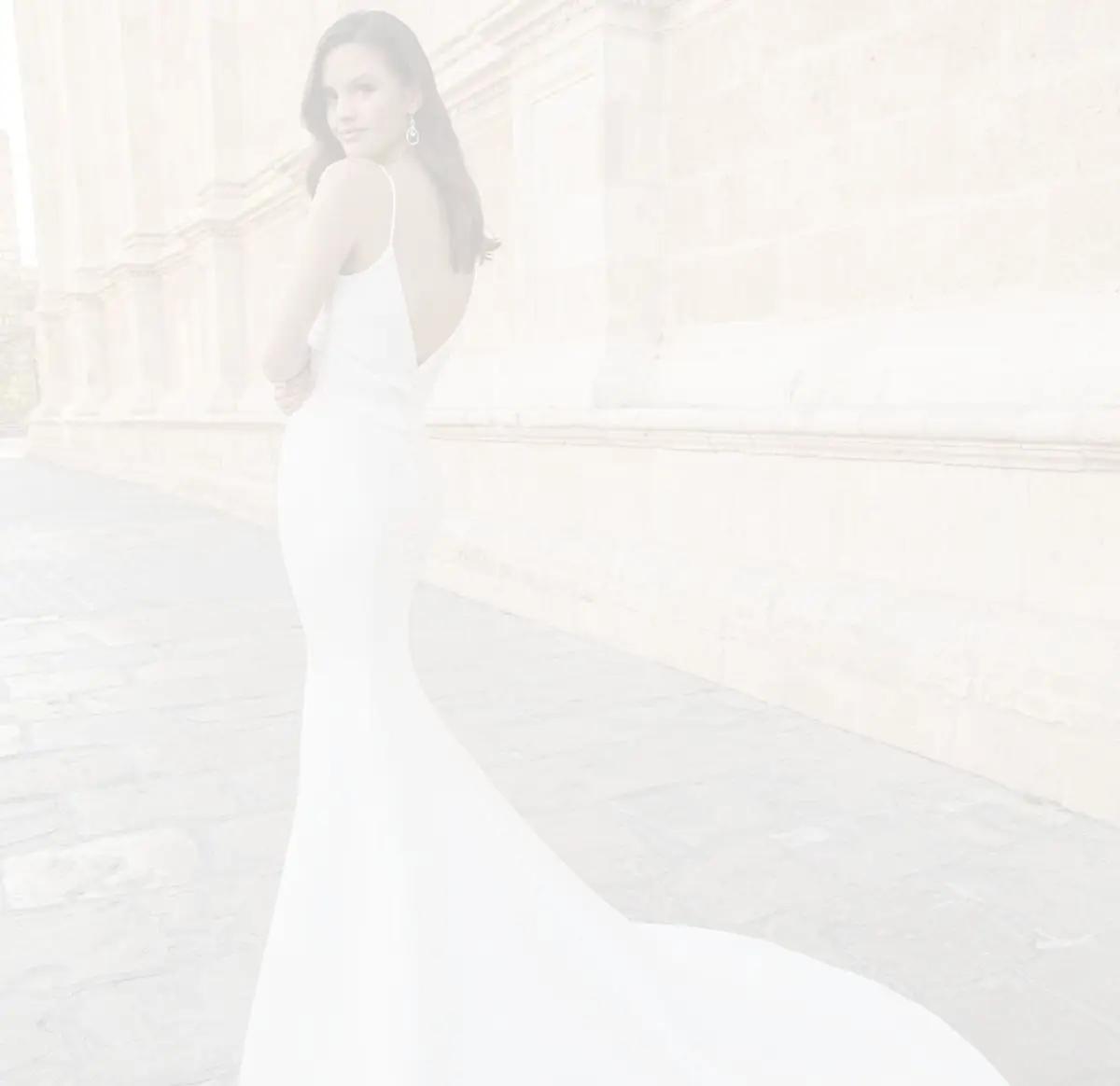 Model Wearing a bridal gown by Etoile by Enzoani
