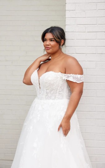 Stella York Meghan #8 thumbnail